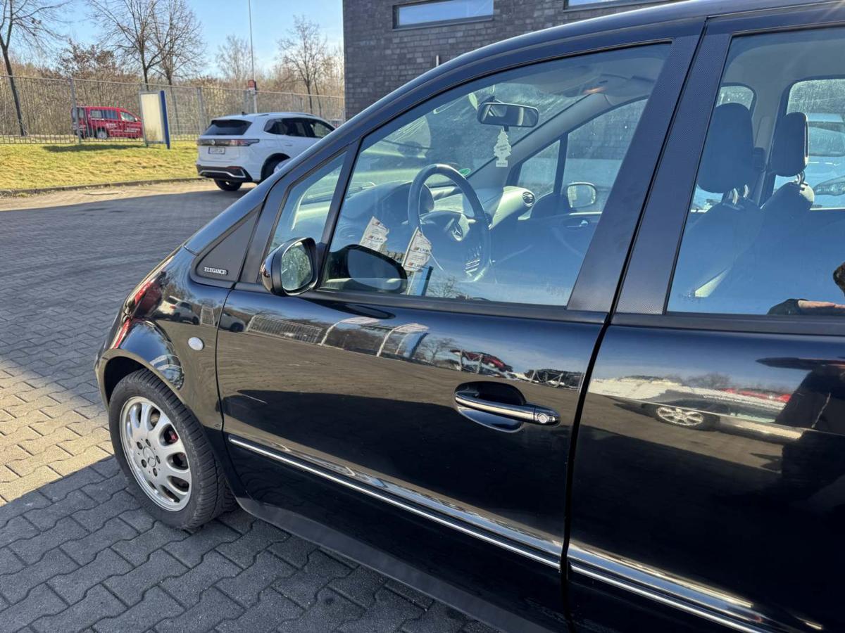 Mercedes A Klasse W169 original T&uuml;r vorn links 696 Nachtschwarz 5- T&uuml;rer Rohbau Bj.2001